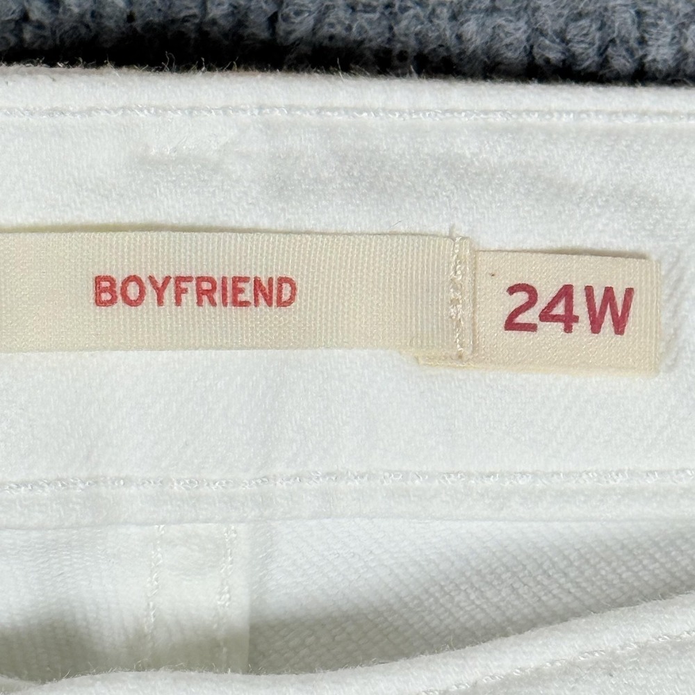 Levis Boyfriend Jeans Womens 24W White Stretch Tapered Leg Mid Rise Relaxed Fit - Picture 8 of 16